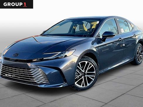 New 2026 Toyota Camry XLE image 1