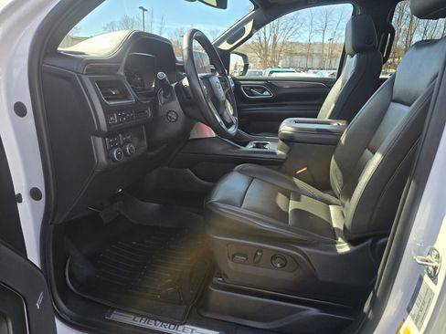 Used 2022 Chevrolet Tahoe LT w/ LT Signature Plus Package image 17