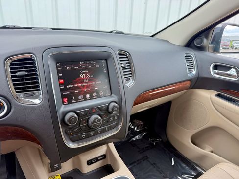 Used 2015 Dodge Durango Citadel w/ Technology Group AWD/4WD image 24