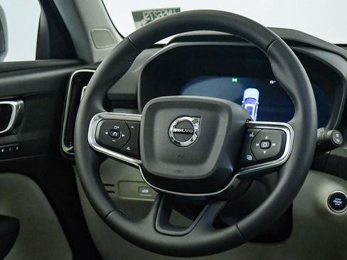 Certified 2026 Volvo XC40 B5 Plus w/ Protection Package Premier AWD/4WD image 13