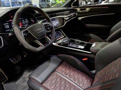 Used 2025 Audi RS 6 performance w/ Black Optic Package image 17