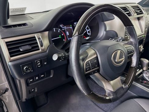 Certified 2020 Lexus GX 460 Premium w/ Premium Package image 9