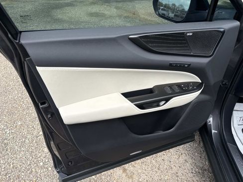 Used 2025 Lexus NX 350h AWD w/ Accessory Package (2T) image 17