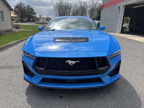 Used 2024 Ford Mustang GT Premium RWD image 9