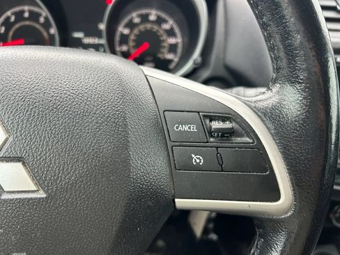 Used 2015 Mitsubishi Outlander Sport ES FWD image 17