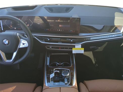 New 2026 BMW X7 xDrive40i image 15