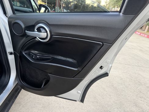 Used 2016 FIAT 500X Trekking image 18