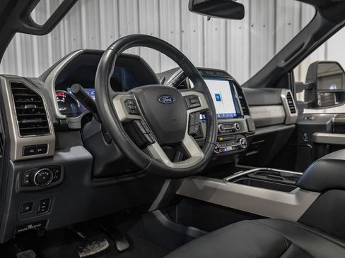 Used 2022 Ford F250 Lariat w/ Lariat Ultimate Package image 15