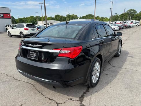 Used 2013 Chrysler 200 Touring FWD image 3