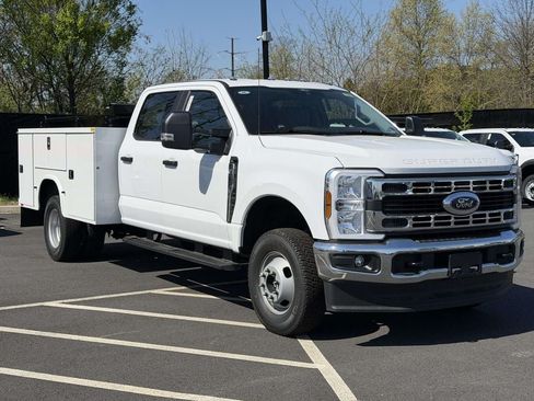 New 2026 Ford F350 XL w/ XL Chrome Package AWD/4WD image 1