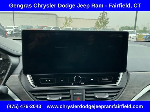 Used 2023 Nissan Altima 2.5 SL AWD/4WD image 51