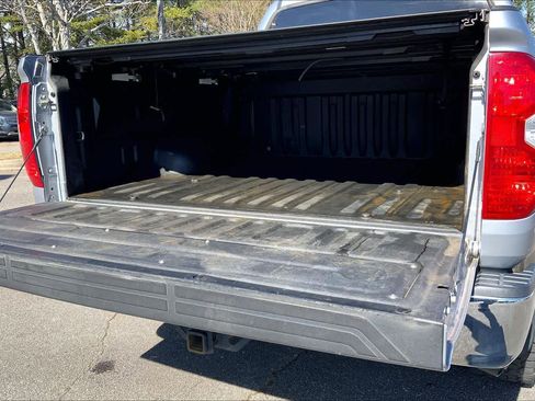 Used 2020 Toyota Tundra SR5 w/ SR5 Upgrade Package image 32