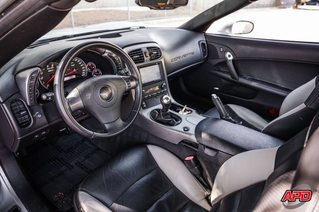 Used 2007 Chevrolet Corvette Z06 w/ Preferred Equipment Group RWD image 2