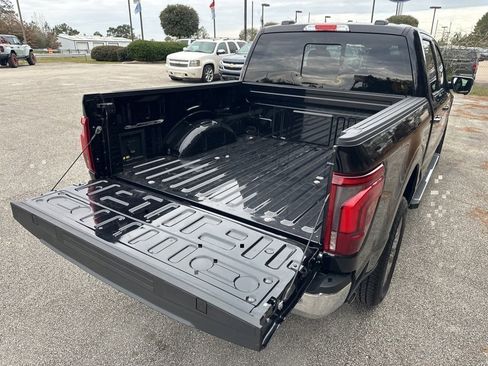 New 2024 Ford F150 Lariat w/ FX4 Off-Road Package image 11