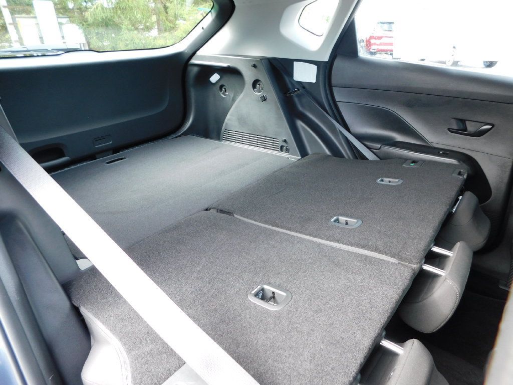 Used 2026 Hyundai Kona SE FWD image 24