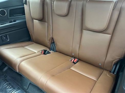 Used 2024 Subaru Ascent Touring w/ Popular Package #2 image 17