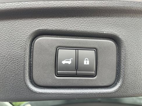 New 2025 Nissan Pathfinder Platinum image 32