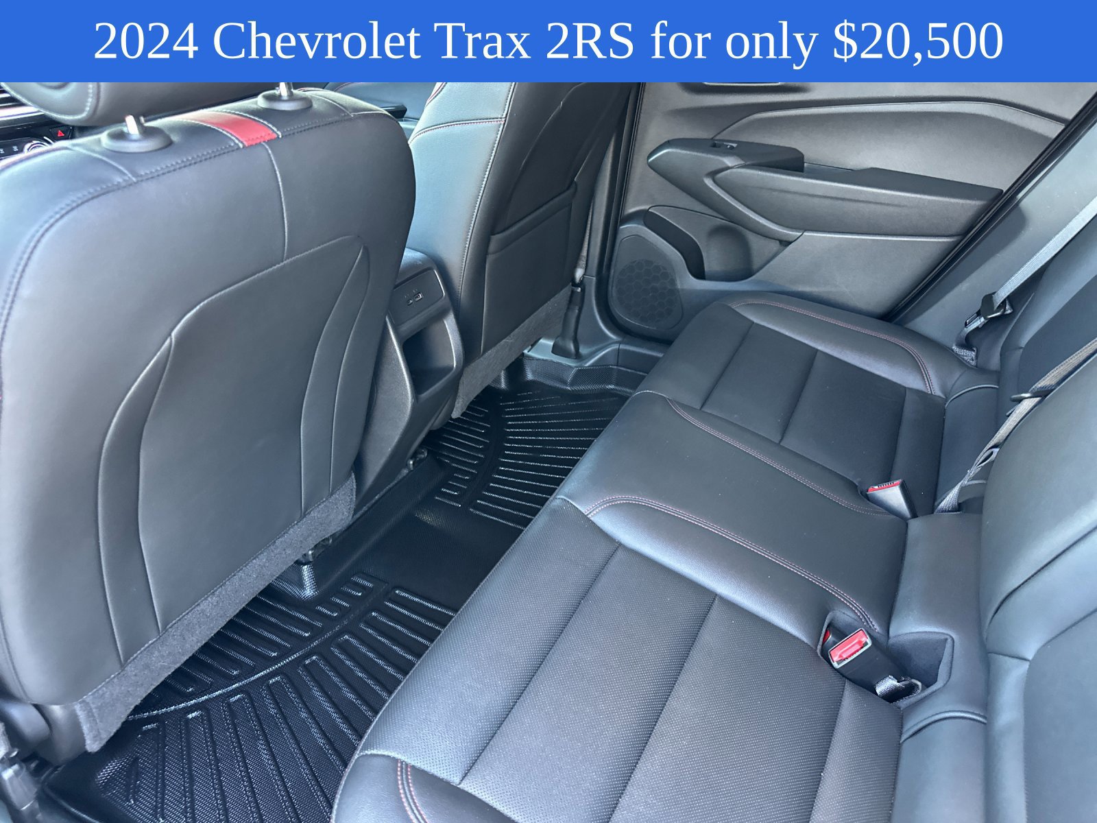 Used 2024 Chevrolet Trax RS FWD image 13