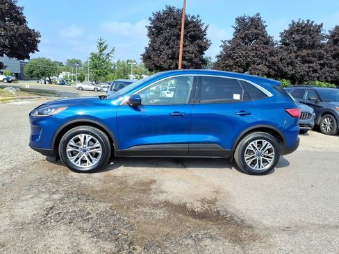 Used 2022 Ford Escape SEL AWD/4WD image 2