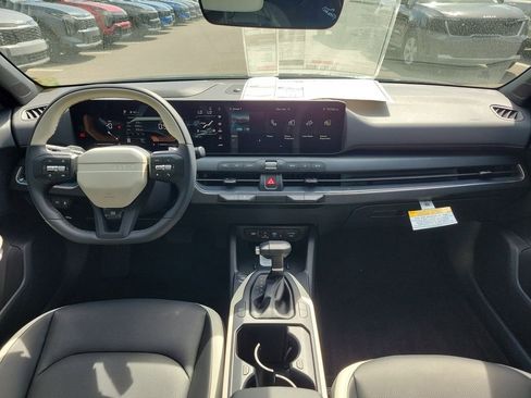 New 2026 Kia K4 GT-Line image 16