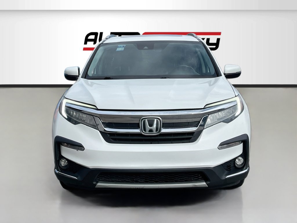 Used 2020 Honda Pilot Touring image 2