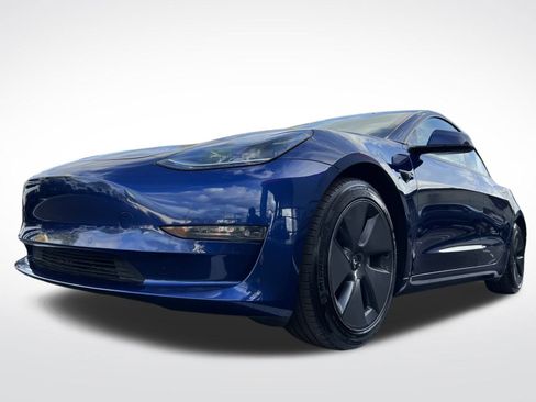 Used 2021 Tesla Model 3 Standard Range Plus image 54