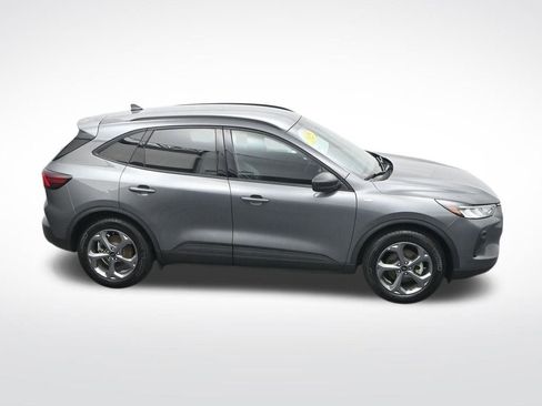 Used 2025 Ford Escape ST-Line image 25
