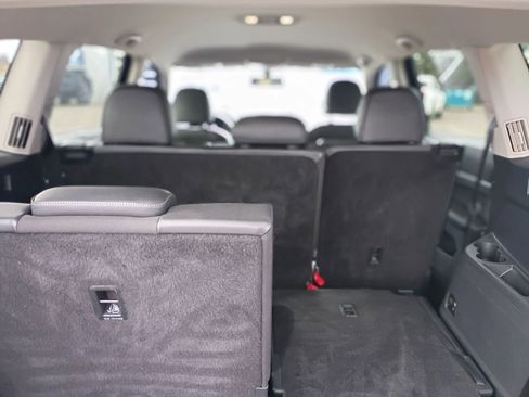 Used 2018 Volkswagen Atlas SE image 28