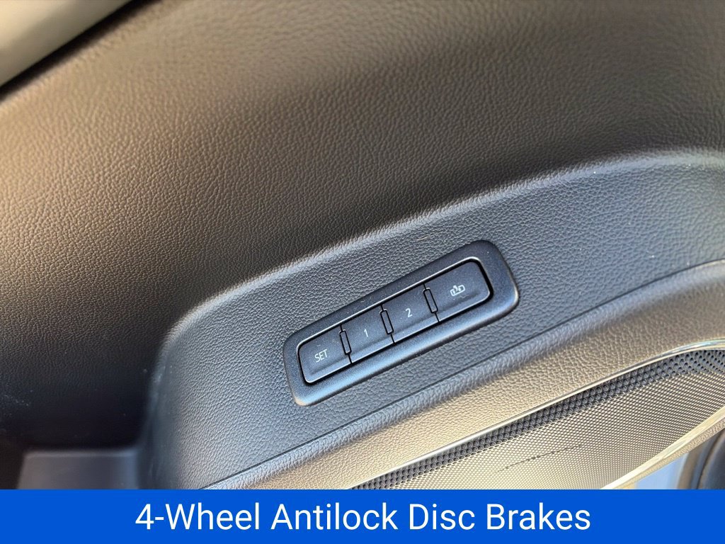 Used 2019 Chevrolet Suburban LT AWD/4WD image 15