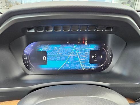 Certified 2023 Volvo XC90 B5 Plus AWD/4WD image 27