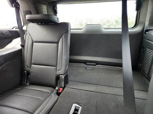 Used 2025 GMC Yukon Denali AWD/4WD image 10