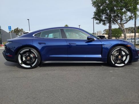 Used 2021 Porsche Taycan 4S image 6