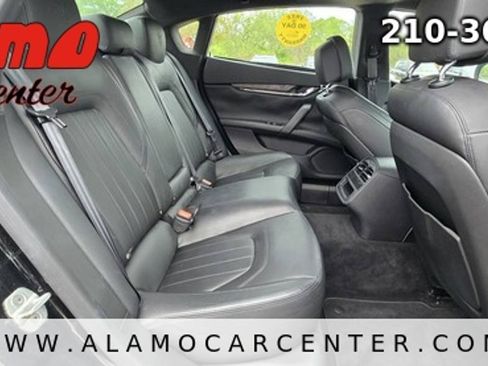 Used 2014 Maserati Quattroporte S Q4 AWD/4WD image 20