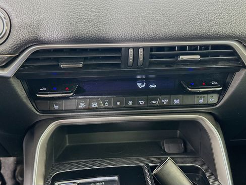 Used 2024 MAZDA CX-90 3.3 Turbo w/ Premium Package image 24