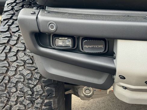 Used 2025 Ford Bronco Raptor AWD/4WD image 13