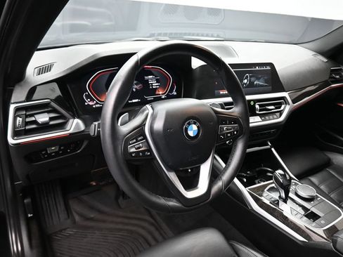 Used 2020 BMW 330i xDrive Sedan w/ Premium Package AWD/4WD image 14