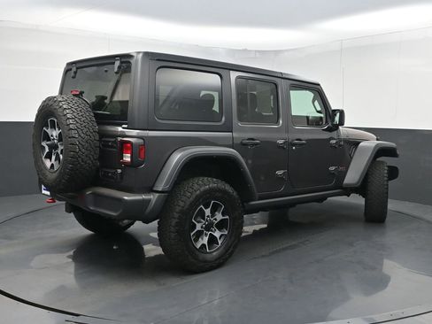 Used 2022 Jeep Wrangler Unlimited Rubicon AWD/4WD image 23