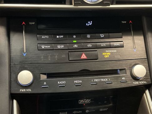 Used 2018 Lexus IS 350 F Sport image 32