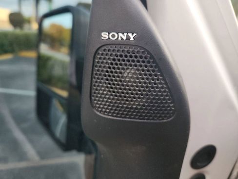 Used 2015 Ford F350 Lariat w/ Lariat Ultimate Package image 26