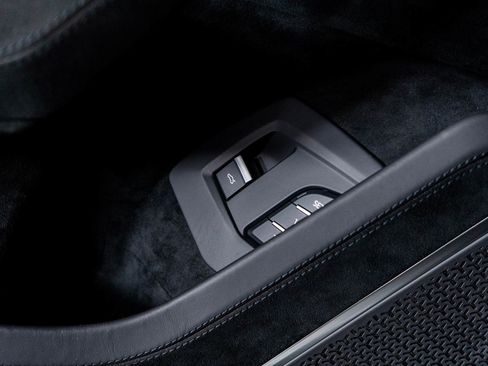 Used 2023 Lamborghini Urus Performante image 43