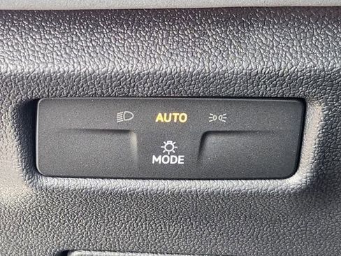 New 2026 Volkswagen Tiguan SE R-Line image 20