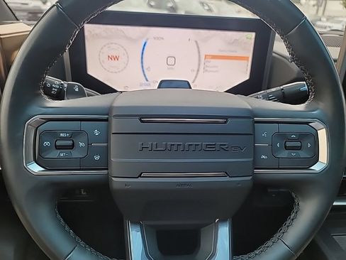 Used 2024 GMC Hummer EV 3X AWD/4WD image 35