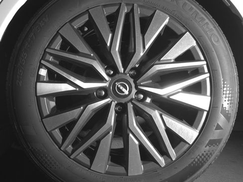 Used 2025 Nissan Altima 2.5 SV image 14