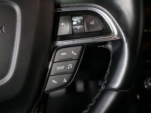 Used 2023 Lincoln Nautilus Reserve image 23