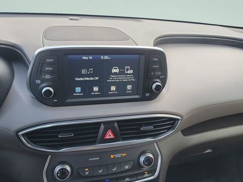 Used 2020 Hyundai Santa Fe SE FWD image 16