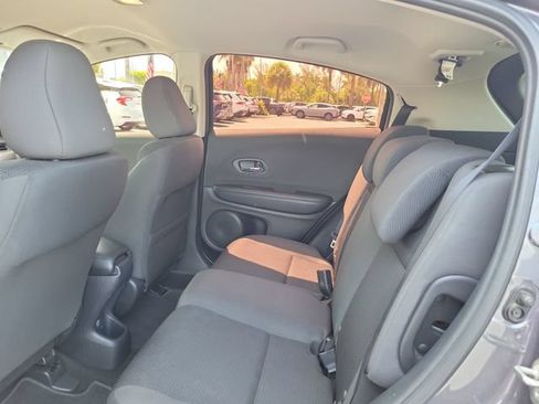 Used 2019 Honda HR-V LX image 13