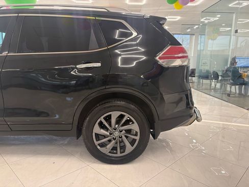 Used 2016 Nissan Rogue SL w/ SL Premium Package image 7