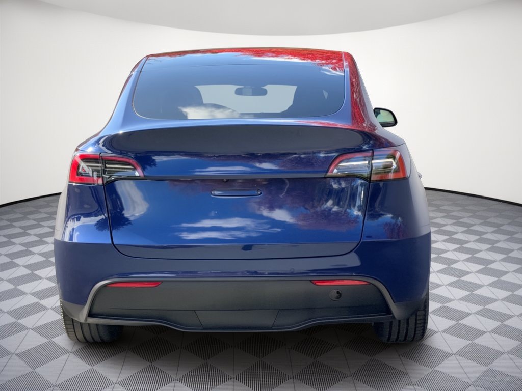 Used 2022 Tesla Model Y Long Range AWD/4WD image 11
