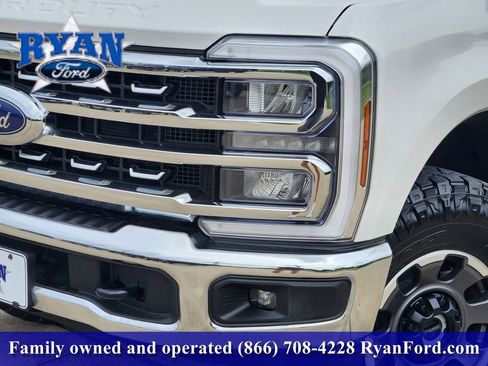 Used 2024 Ford F250 Lariat w/ Tremor Off-Road Package AWD/4WD image 6