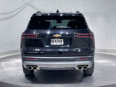Used 2026 Chevrolet Traverse LT AWD/4WD image 12